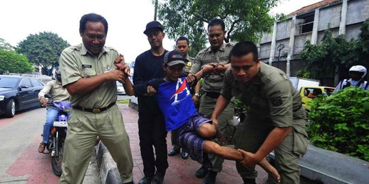 Pengemis di Aceh punya paspor, emas dan uang jutaan