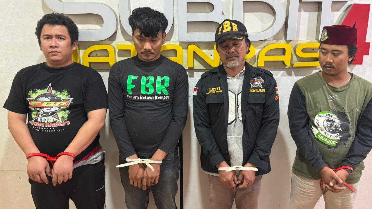 VIDEO: Tampang Lesu Ketua FBR Bojongsari Tukang Peras Disikat Perwira Polisi Anak Eks Kapolri