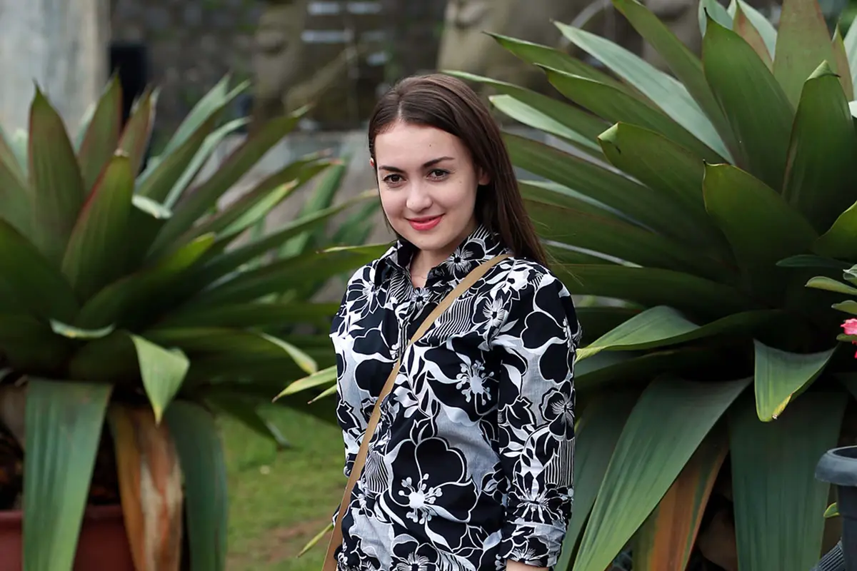 [Bintang] Rianti Cartwright