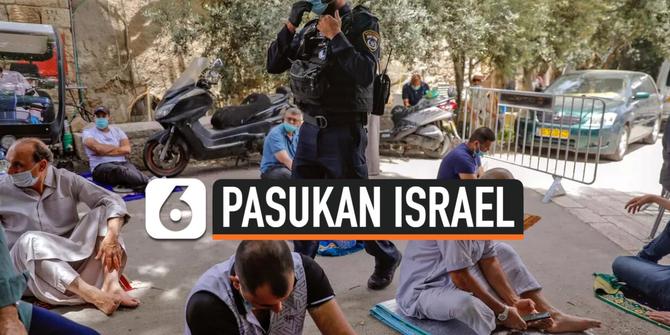 VIDEO: Potret Ramadan, Pasukan Israel Jaga Jemaah Palestina Salat