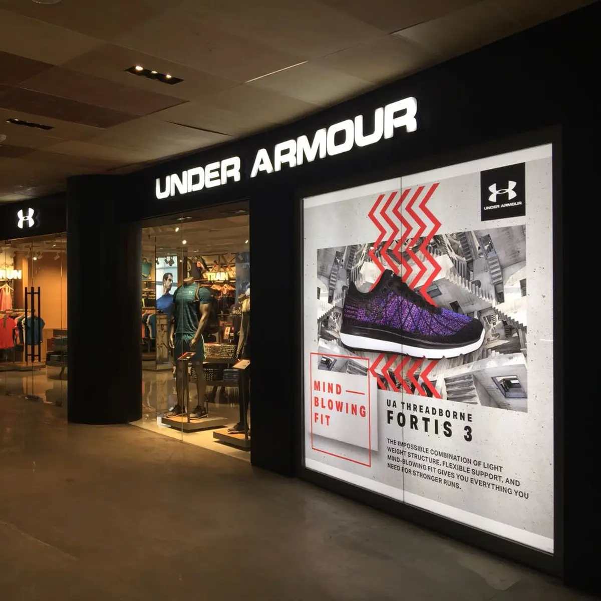 Toko sepatu under armour discount
