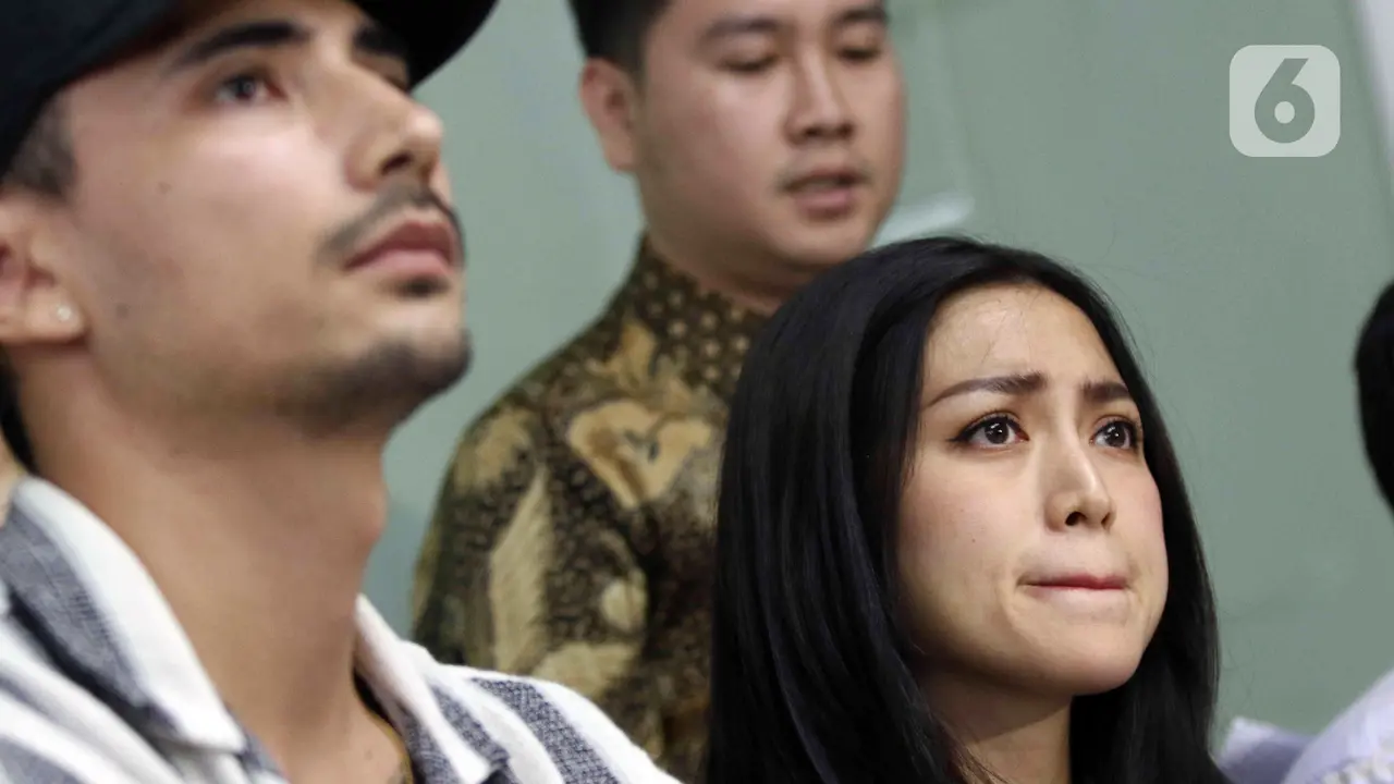 FOTO: Jessica Iskandar Beberkan Kasus Penipuan dan Penggelapan Investasi Mobil di Bali