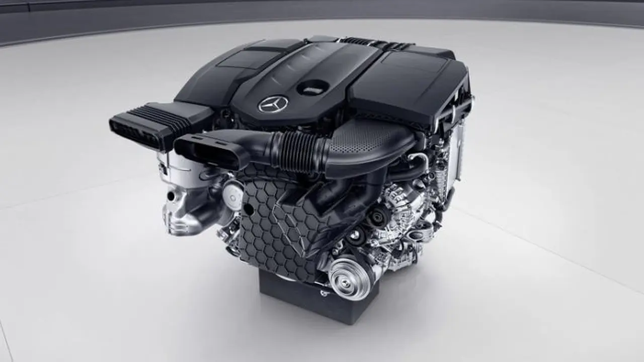 Mercedes-Benz Rilis Diesel 2,0 Liter Empat Silinder
