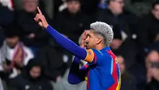 Di Balik Keputusan Hansi Flick Lepas Ronald Araujo ke Liverpool