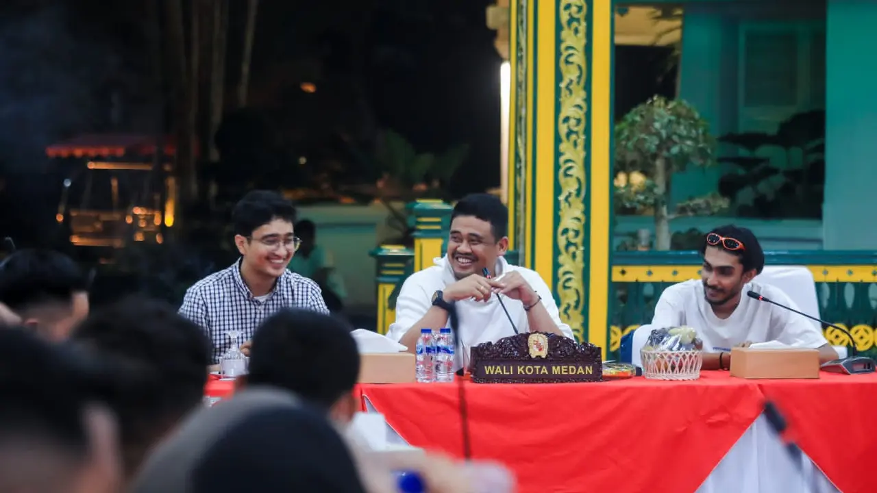 Bobby Nasution Kumpulkan Konten Kreator dan Influencer