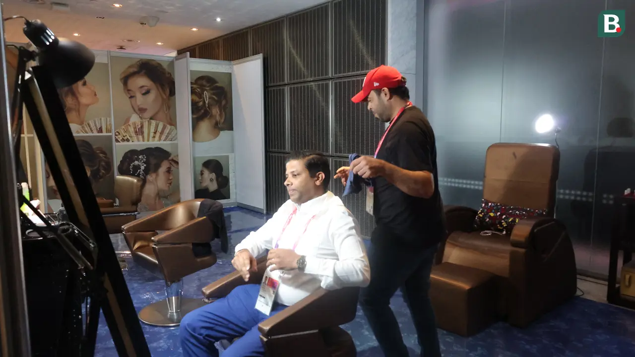 Foto: Sensasi Mencoba Fasilitas Fitness dan Salon di Media Center Piala Dunia 2022