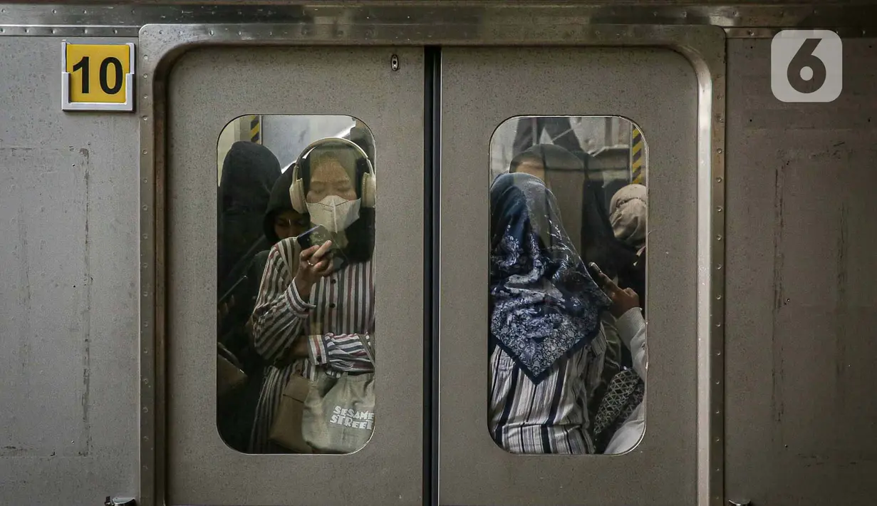Meski begitu, pemerintah tidak akan melakukan pembatasan lagi lantaran Covid-19 di Indonesia sudah masuk endemi. (Liputan6.com/Faizal Fanani)