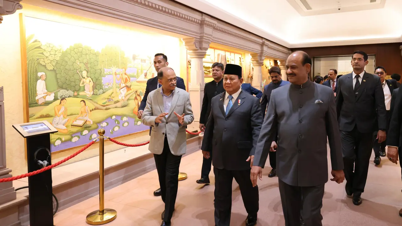 Presiden Prabowo Subianto mengunjungi gedung Parlemen India di sela-sela rangkaian kegiatan kunjungan kenegaraan pada Sabtu, 25 Januari 2025