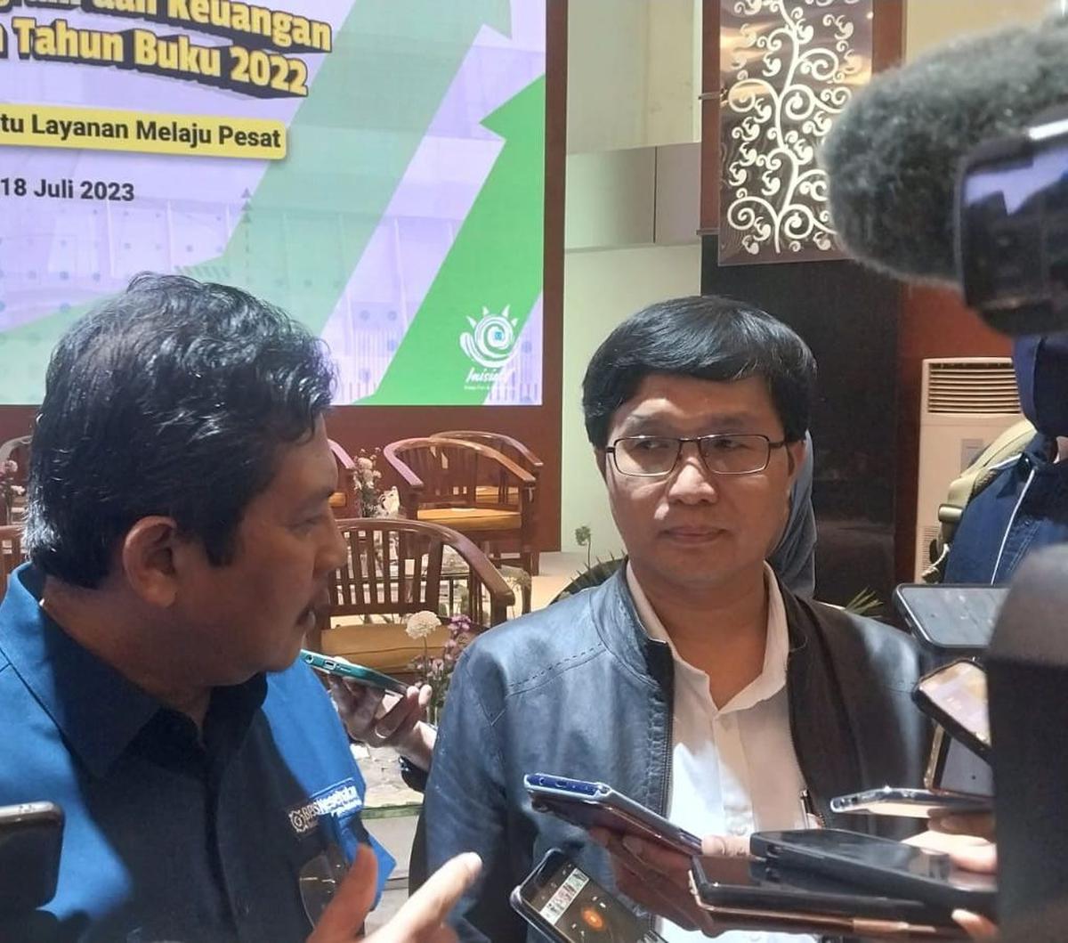 "Kami punya target di tahun 2024 ada 3.083 rumah sakit yang dikontrak. Karenakan dengan penambahan rumah sakit akan mempermudah akses peserta," kata Muttaqien mengakhiri.