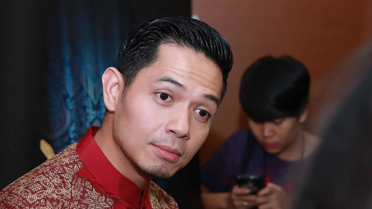 Dude Harlino
