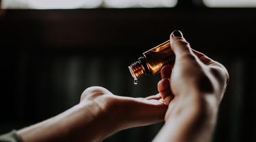 039138000_1576060672-christin-hume-0MoF-Fe0w0A-unsplash
