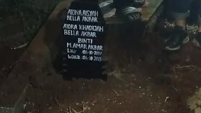 Makam Anak Ammar Zoni dan Irish Bella