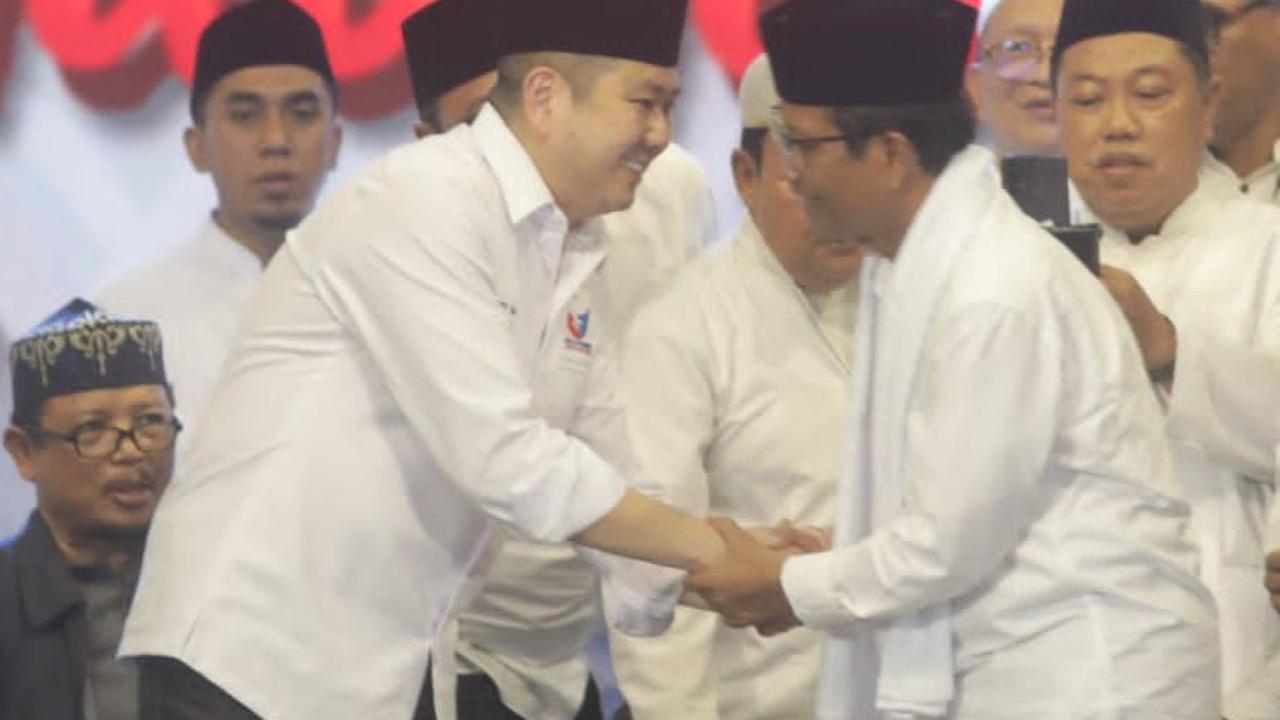 Bertempat di Lapangan Panahan Stadion Pakansari Cibinong, Kabupaten Bogor, acara ini dihadiri ribuan jemaah.