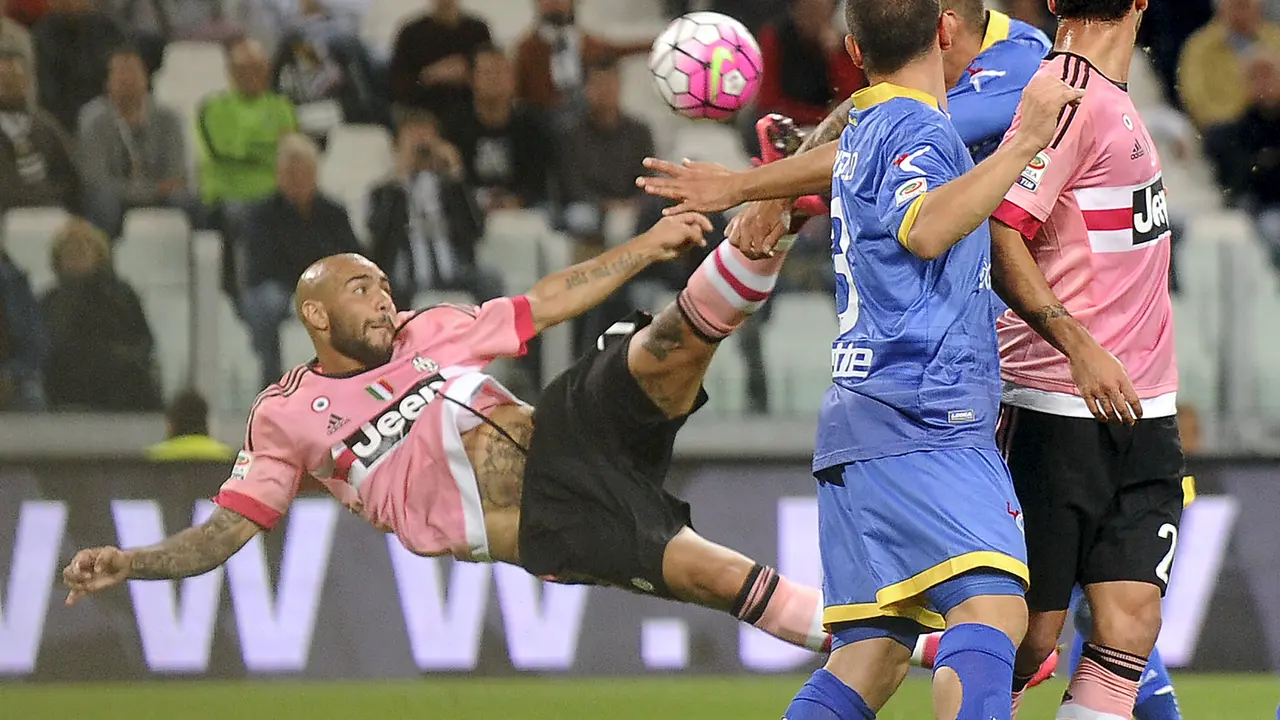 Juventus Gigit Jari, Frosinone Buat Gol Penyeimbang di Akhir Laga