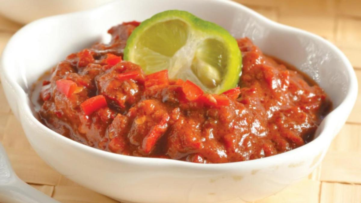 Resep Sambal Terasi Mentah Rumahan, Pedas dan Gurih Bikin Selalu Nambah Nasi