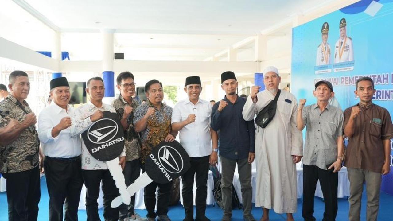 Perluas Akses Kesehatan, Pemprov Sulteng Salurkan 12 Bantuan Ambulans ke Rumah Ibadah