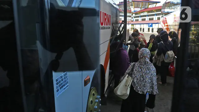 Terminal Jatijajar Depok Dibuka Kembali