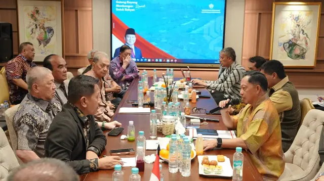 Mendagri Ungkap Skema Bangun Kembali Rumah Korban Gempa NTT