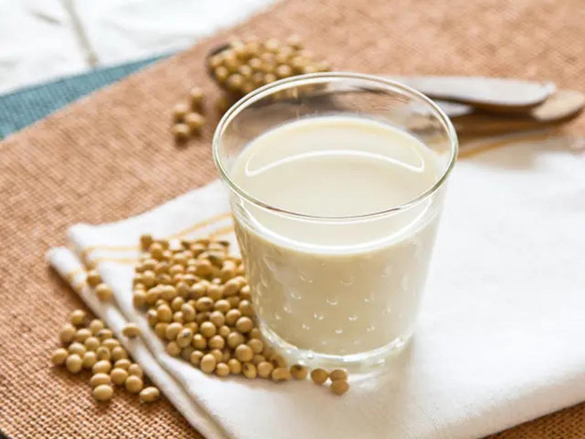 4 Rekomendasi Minuman yang Menyehatkan Ginjal, Jangan Lupa Dikonsumsi Rutin