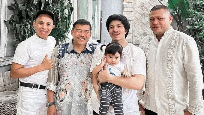Atta Halilintar kumpul bersama keluarga besar (Instagram/attahalilintar)