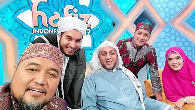 Punya Hubungan Dekat, Ini 7 Poret Kenangan Irfan Hakim dan Syekh Ali Jaber