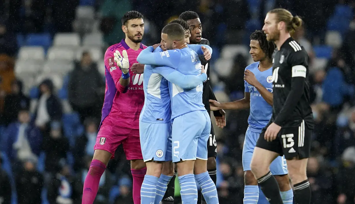 Hingga laga usai skor 4-1 untuk kemenangan Manchester City tetap bertahan. (AP/Jon Super)
