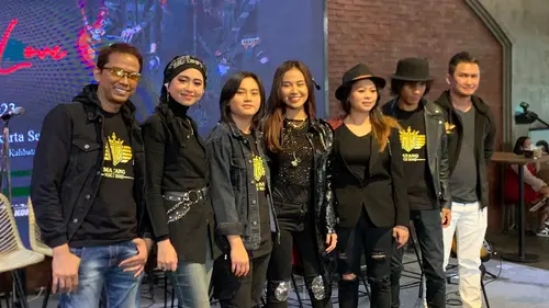 Mayang Jawab Hujatan Haters Lewat Karya, Bersama MVB Rilis Album Story of  Love - ShowBiz Liputan6.com