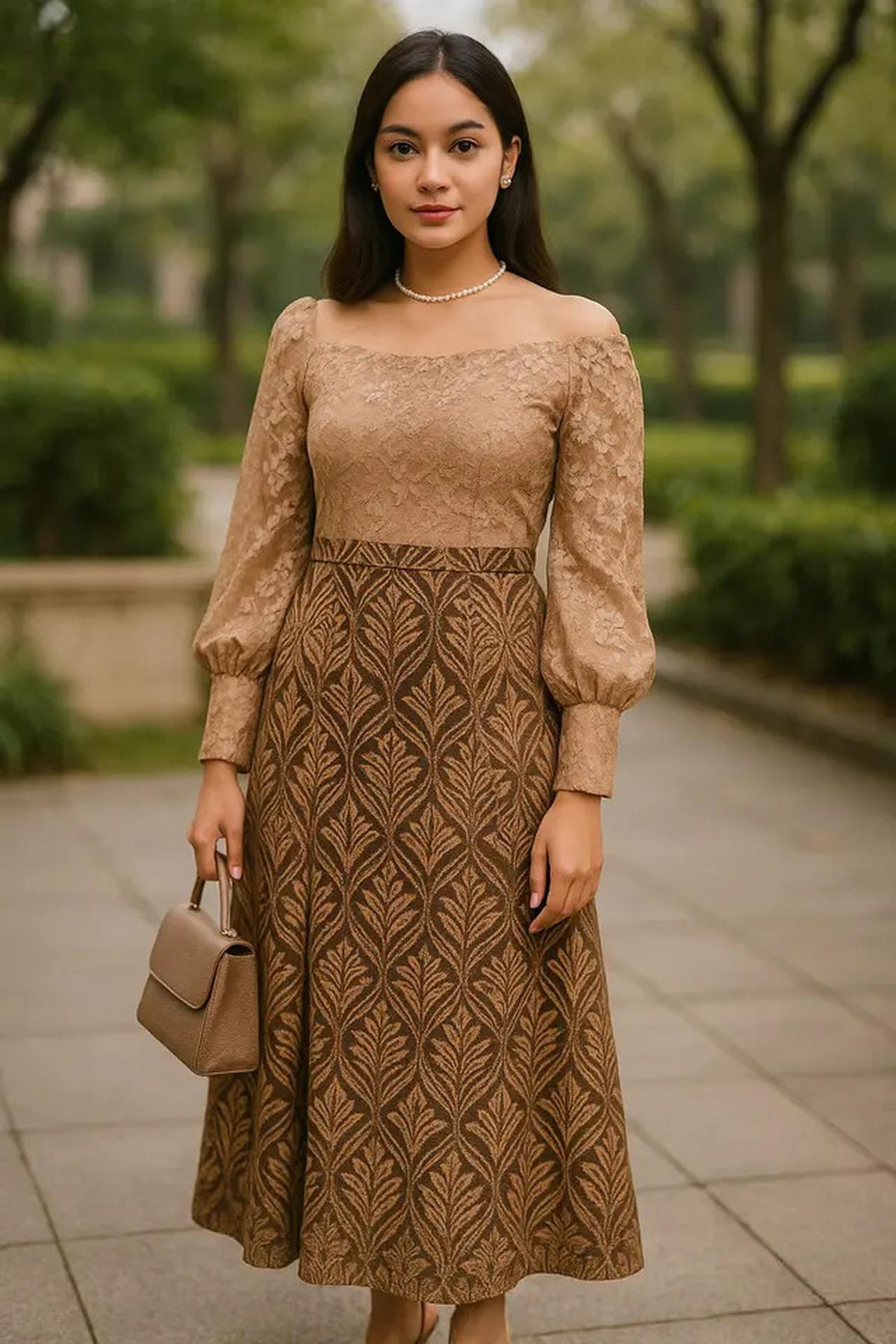 20 Model Dress Batik Kombinasi Brokat Lengan Panjang, Anggun untuk Acara Resmi dan Kondangan