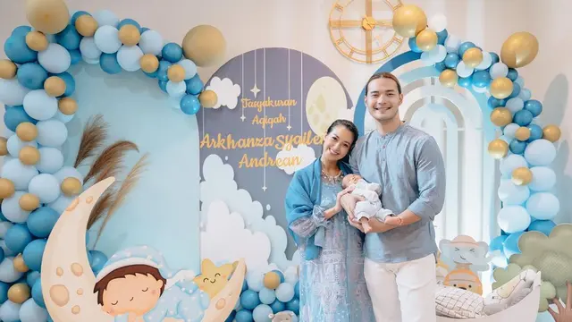 Tampil Kompak dengan Nuansa Biru, Ini 7 Momen Aqiqah dan Tasyakuran Anak Ketiga Sylvia Fully