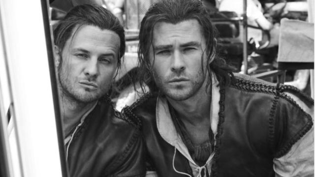 Susah Dibedakan, 8 Foto Pemeran Pengganti Ini Mirip Banget dengan Artis Aslinya