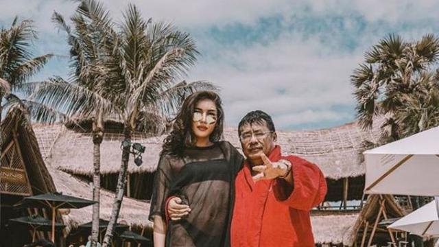 Hotman Paris Penasaran Ukuran Bra Millendaru - ShowBiz 