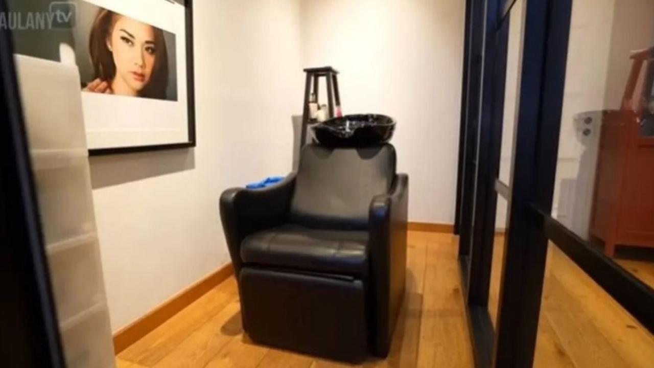 Salon Pribadi&nbsp;
