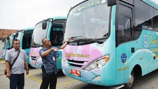 Bus Trans Anggrek yang beroperasi di Tangsel.. ©2015 Merdeka.com