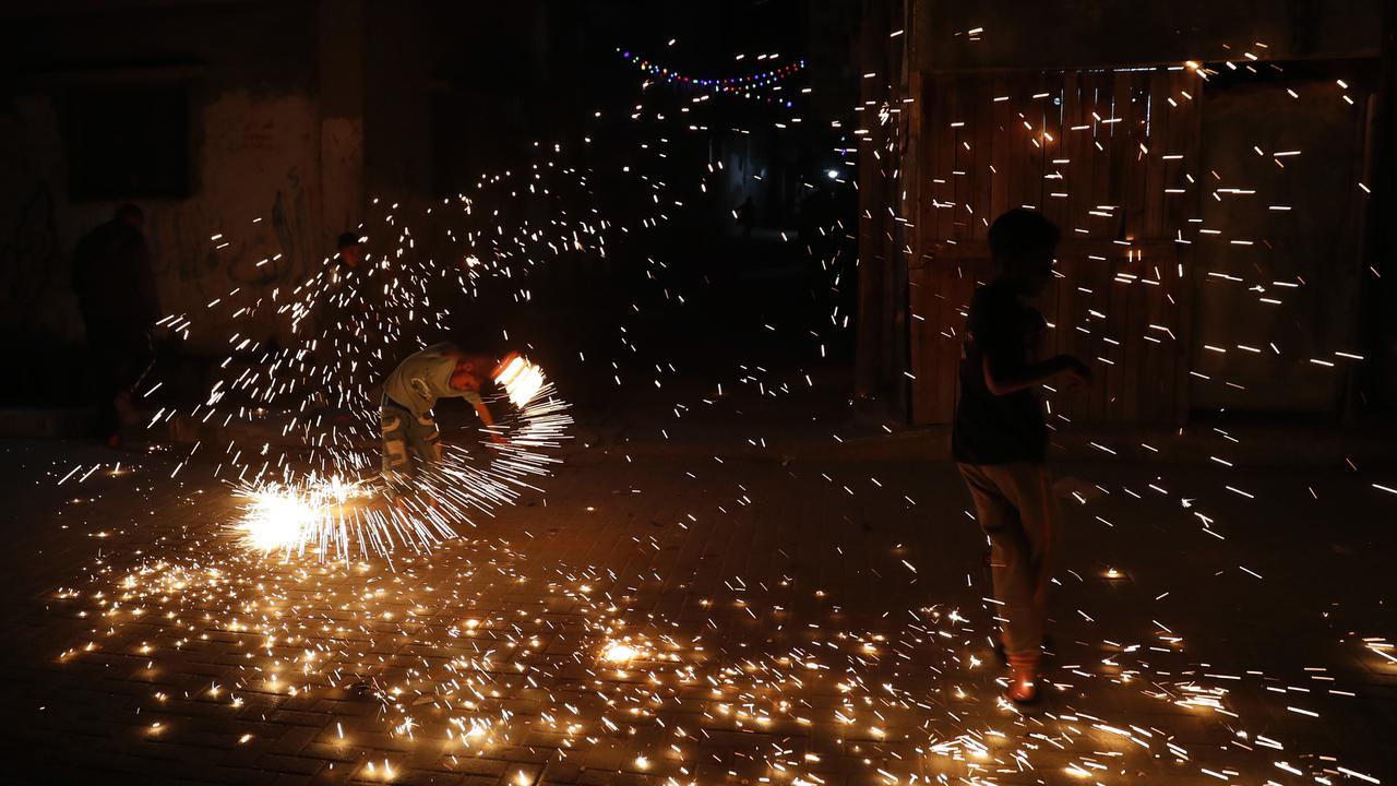 FOTO: Semarak Bulan Suci Ramadhan di Kota Gaza