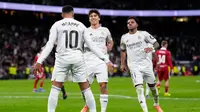 Real Madrid meraih kemenangan 2-0 atas Sevilla pada laga pekan ke-17 La Liga di Santiago Bernabeu, Minggu (21/12/2025) dini hari WIB. (AP Photo/Manu Fernandez)