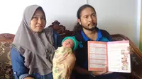 Jamal Haris dan Riskiyatun, pasutri asal Sampang, menamai anaknya dengan nama Cawapres 02