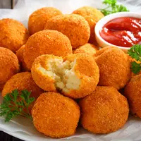 ilustrasi Bola-Bola Keju Goreng/photo by from my point of view (Shutterstock)