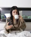 Menyikapi situasi dengan lebih tenang./Copyright Fimela - Abel