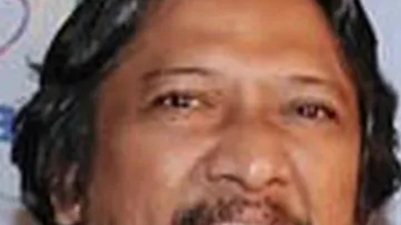 2. Jamal Mirdad, Dapil Jawa Tengah I

Penyayi, aktor, dan politikus Jamal Mirdad kembali maju pada Pemilu 2024. Ayah dari Naysila Mirdad ini