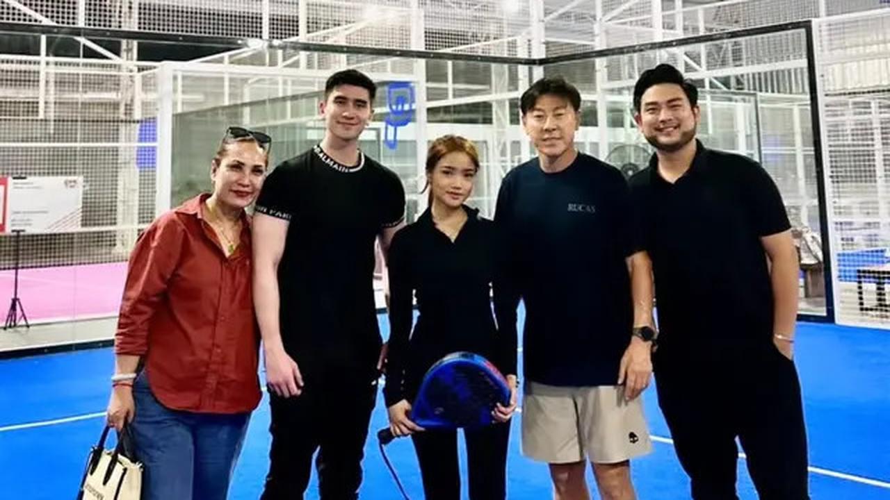 7 Potret Fuji dan Verrell Olahraga Bareng Shin Tae-yong, Diajari Tren Velocity