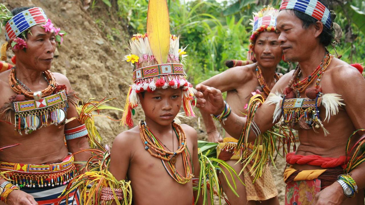 Suku Mentawai, salah satu suku yang hampir punah
