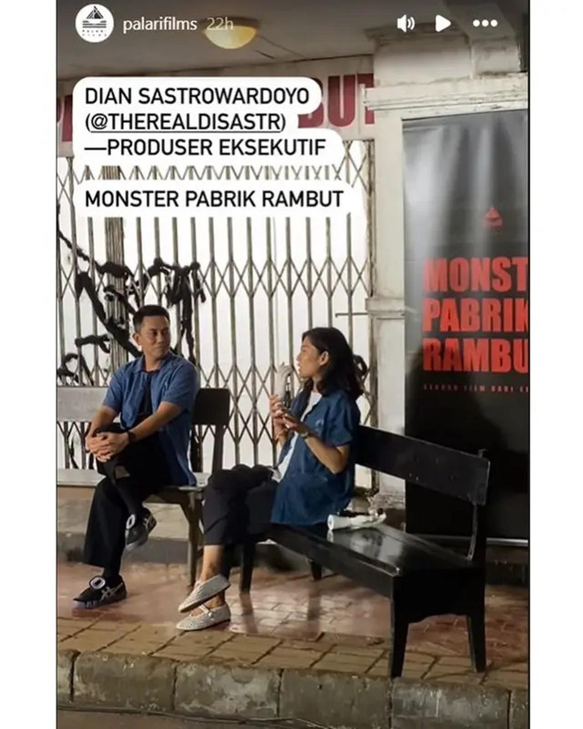 6 Potret Dian Sastrowardoyo Jadi Produser Eksekutif Film Monster Pabrik Rambut