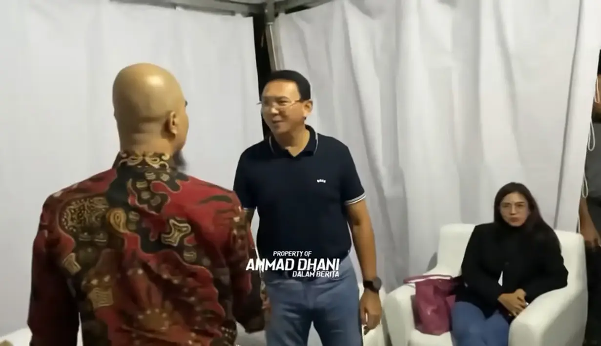 [Youtube/AHMAD DHANI DALAM BERITA]