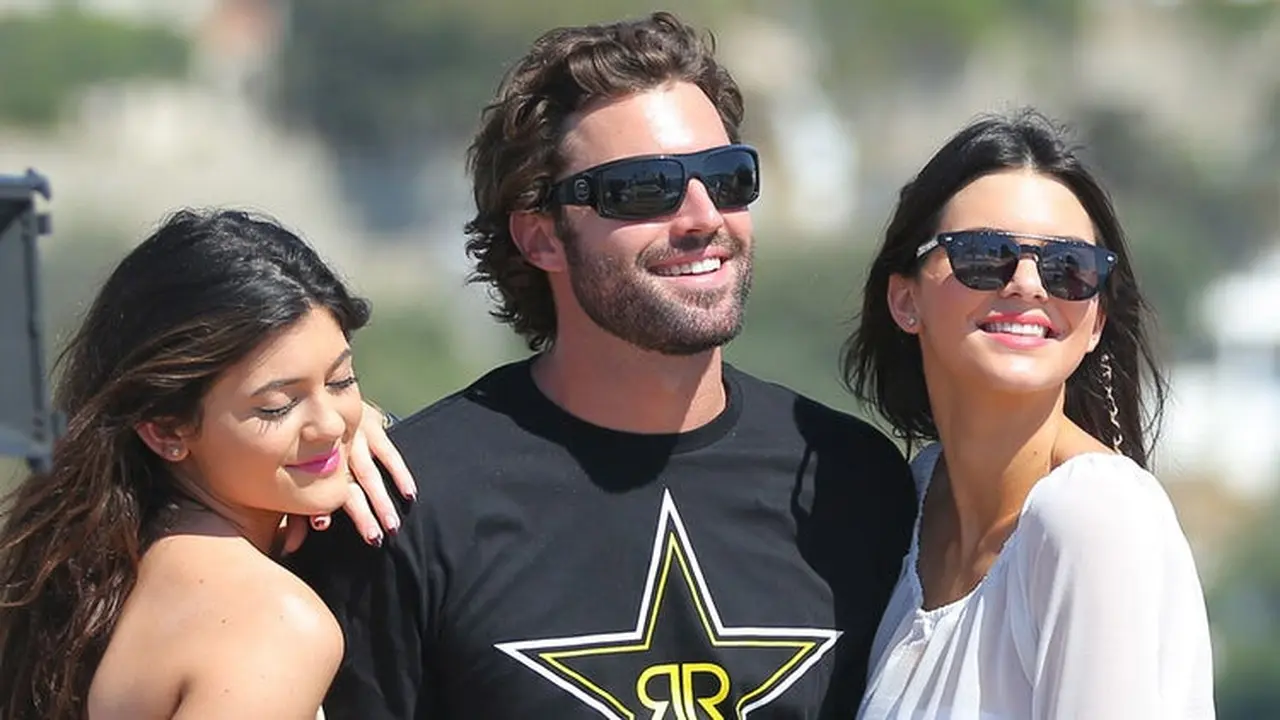 [Bintang] Kendal Kylie