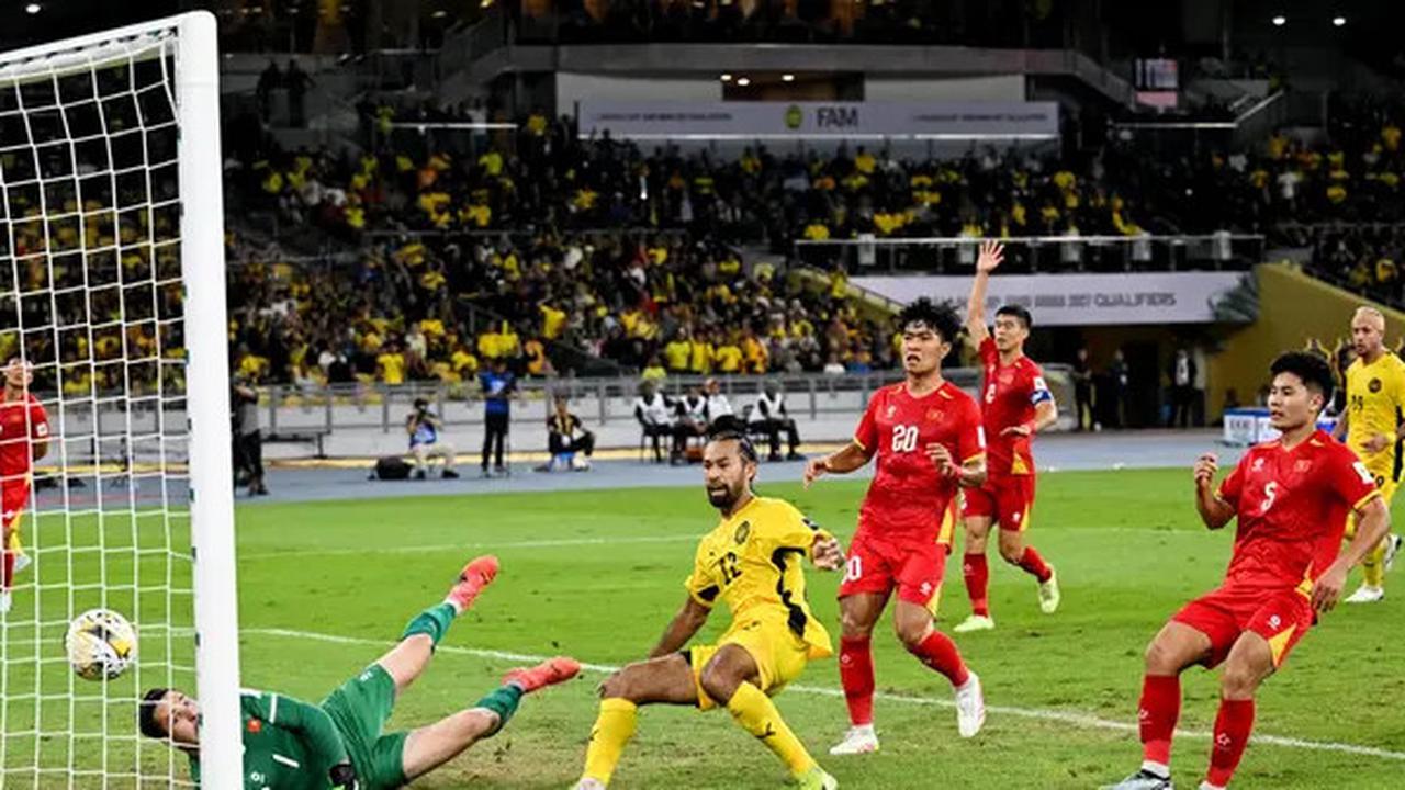 Malaysia Hajar Vietnam 4-0 di Kualifikasi Piala Asia 2027: Pemain Naturalisasi jadi Bintang!