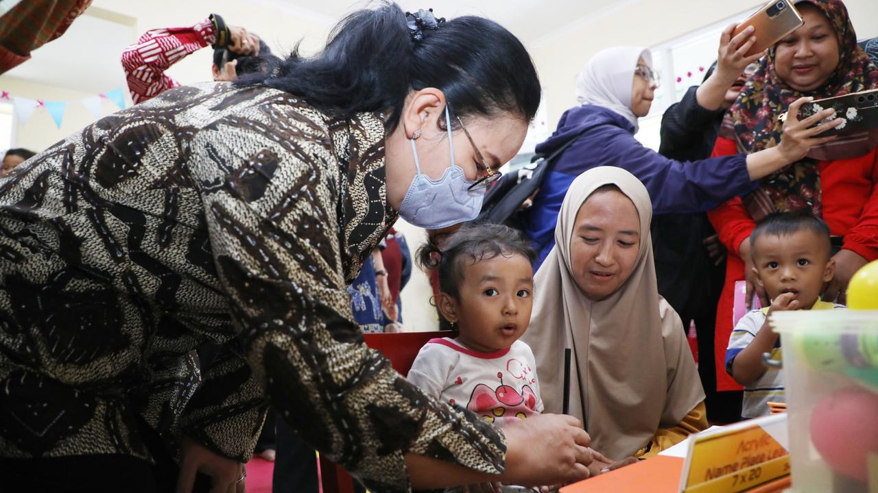 Wali Kota Semarang Agustina Wilujeng di Acara Studi Pra-Pilot Layanan Satu Atap (One Stop Service/OSS) Tuberkulosis di Puskesmas Bangetayu, Kecamatan Genuk