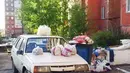Jadi mobil sampah nih (Source: 1cak.com)