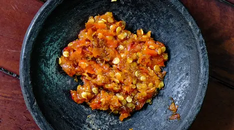 Resep Sambal Bawang Pedas dan Gurih - Food Fimela.com