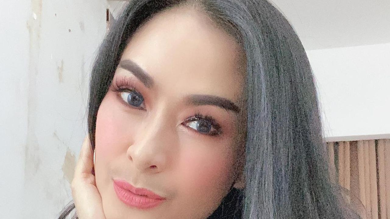 Iis Dahlia. (Foto: Instagram @isdadahlia)