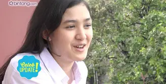 Cut Syifa belajar main alat musik perkusi dadakan demi sinetron Anak Sekolahan.